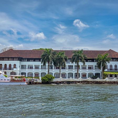 Brunton Boatyard - A Cgh Earth Experience Hotel Kochi Exterior photo