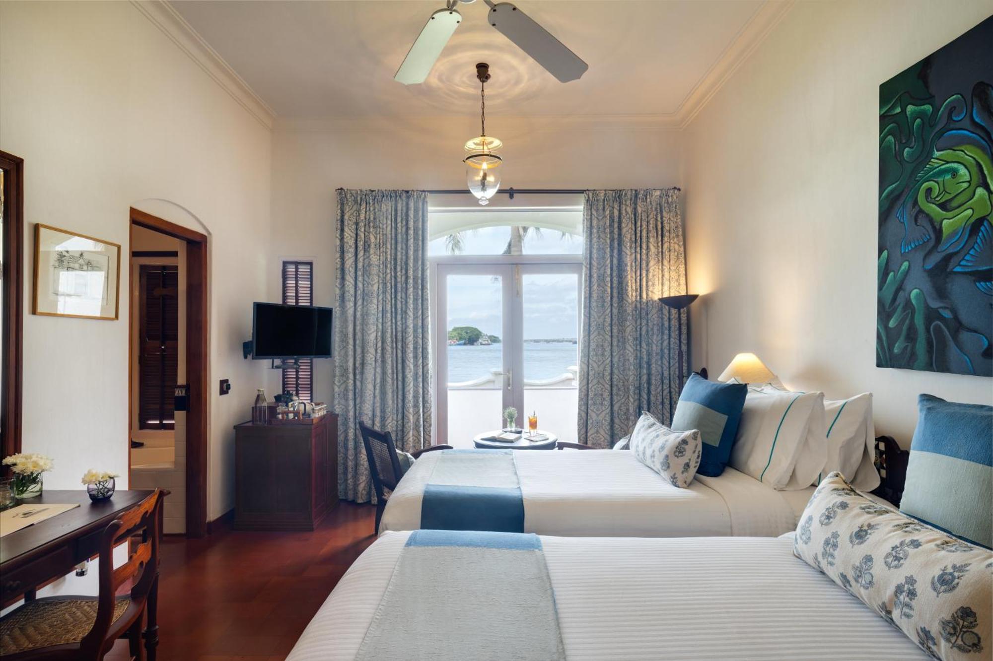 Brunton Boatyard - A Cgh Earth Experience Hotel Kochi Exterior photo